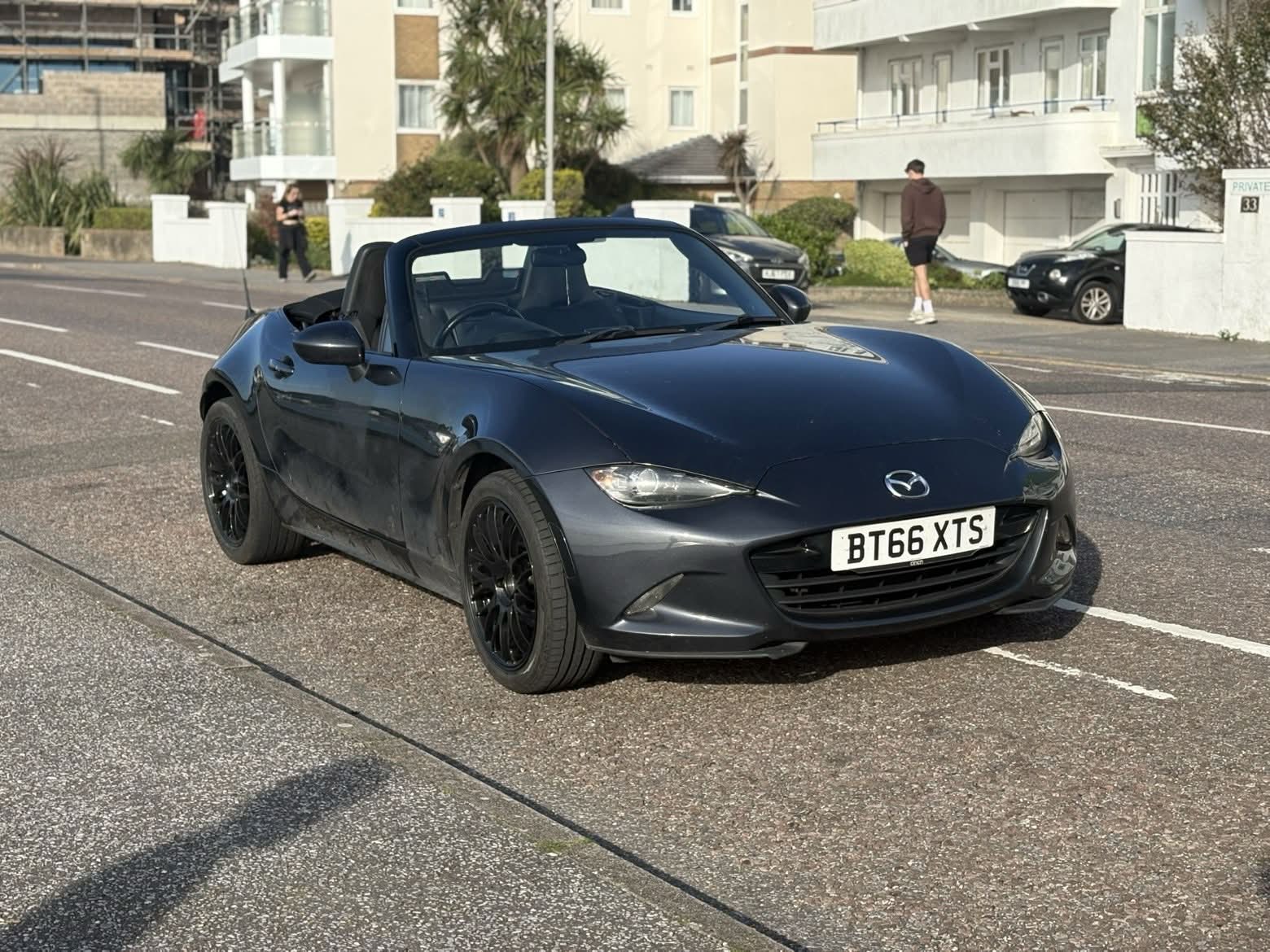 Mazda Miata MX5 1.5 - Repaired and tuned with Pops and Crackles